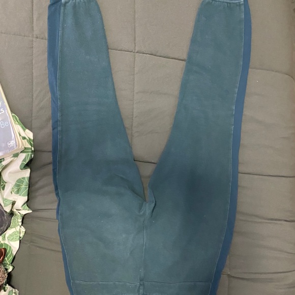 LULULEMON JOGGERS - Picture 4 of 5